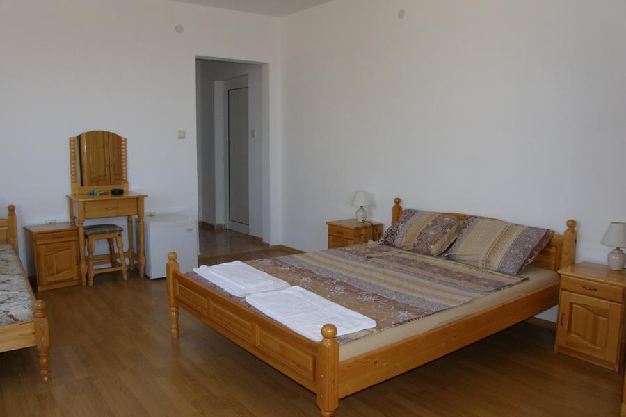 Prestige Hotel Sinemoretz Bagian luar foto